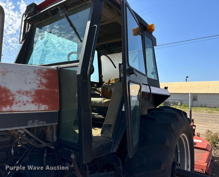 image for item DD3365 1985 Case  2096 tractor