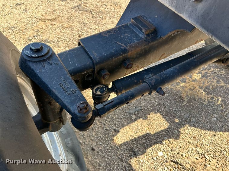 image for item DD3365 1985 Case  2096 tractor