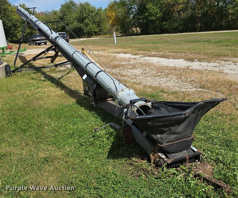 image for item DO5510 Convey-All TO1070 conveyor