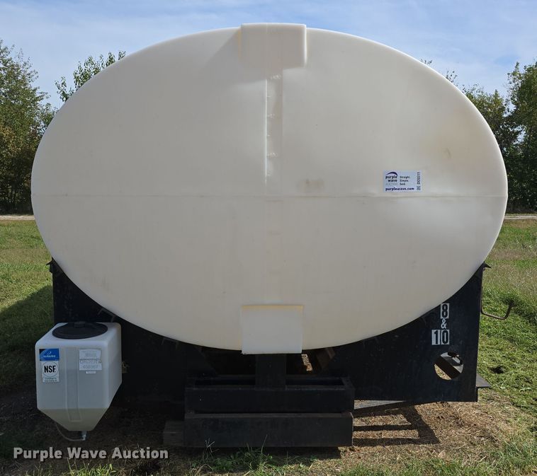 image for item DO5511 Liquid fertilizer truck bed