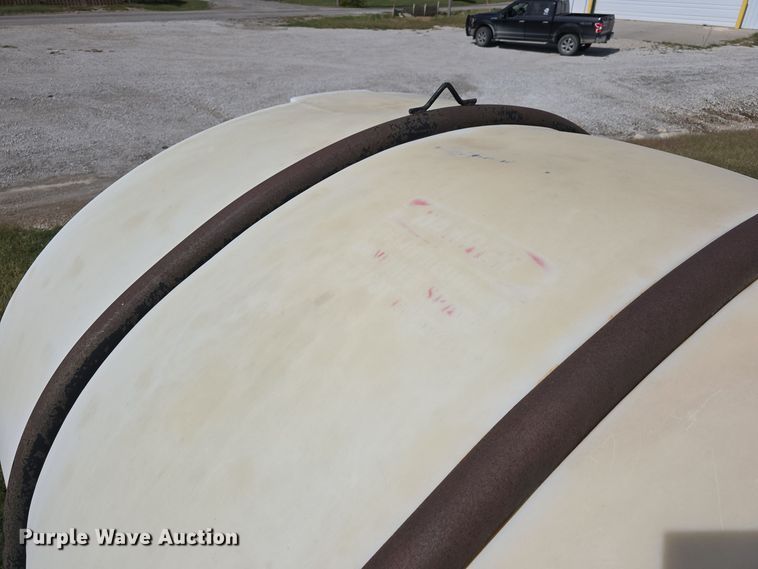 image for item DO5511 Liquid fertilizer truck bed