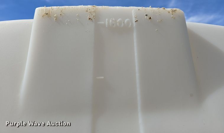 image for item DO5511 Liquid fertilizer truck bed