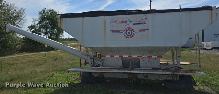 image for item DO5512 Dry fertilizer tender truck bed