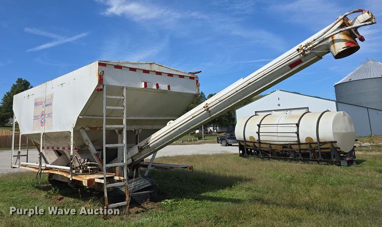 image for item DO5512 Dry fertilizer tender truck bed