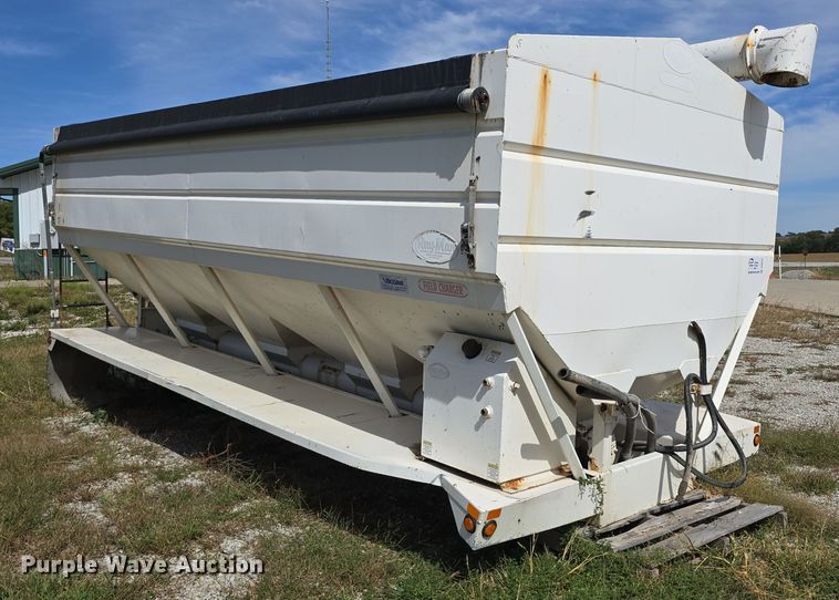 image for item DO5513 Ray-Man 18CH11FB dry fertilizer tender truck bed