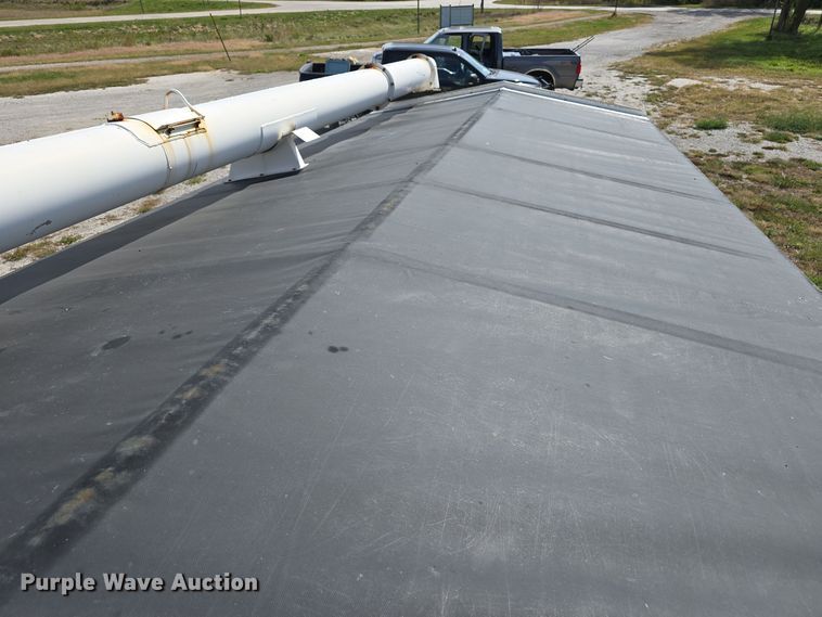 image for item DO5513 Ray-Man 18CH11FB dry fertilizer tender truck bed