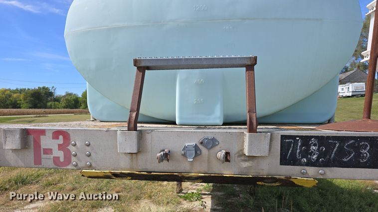 image for item DO5514 1998 Wilson CF-900 flatbed trailer