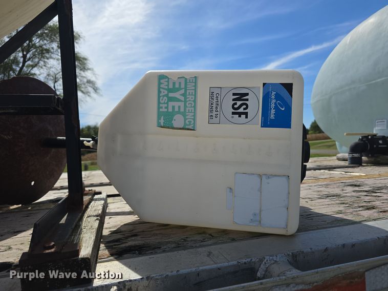 image for item DO5514 1998 Wilson CF-900 flatbed trailer