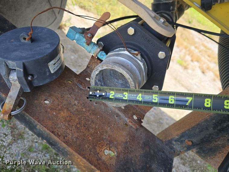 image for item DO5514 1998 Wilson CF-900 flatbed trailer