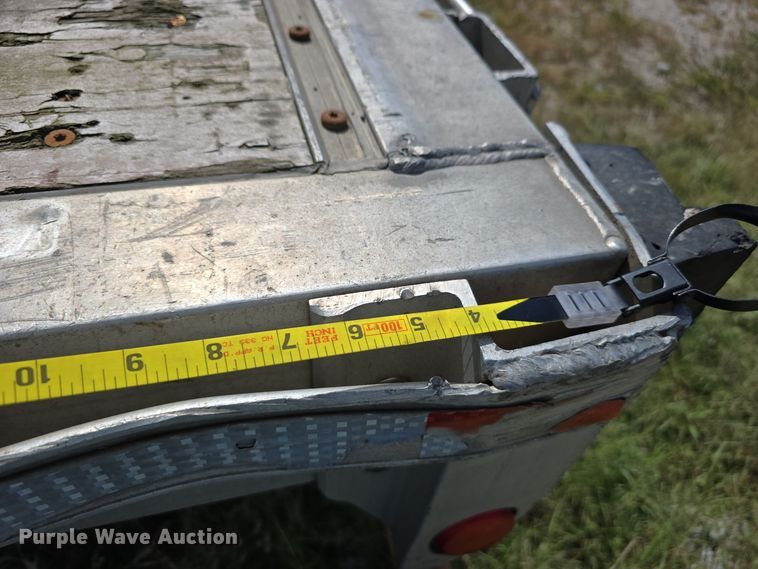 image for item DO5514 1998 Wilson CF-900 flatbed trailer