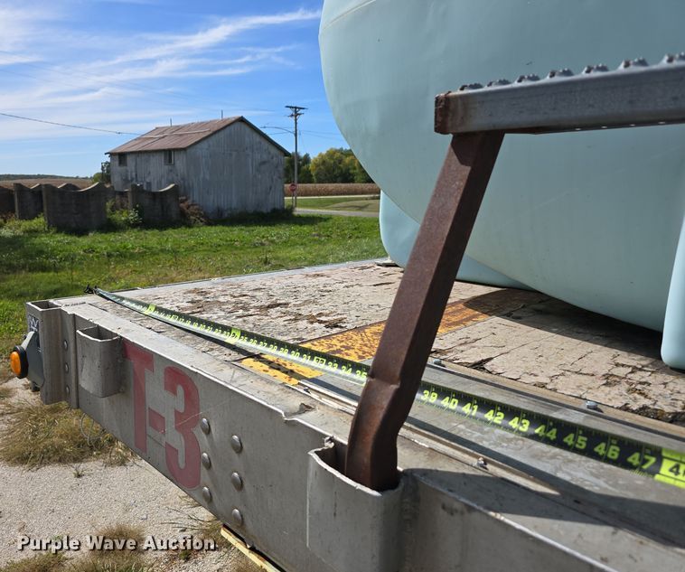 image for item DO5514 1998 Wilson CF-900 flatbed trailer