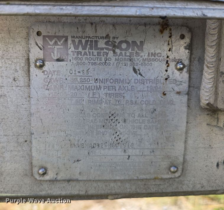 image for item DO5514 1998 Wilson CF-900 flatbed trailer