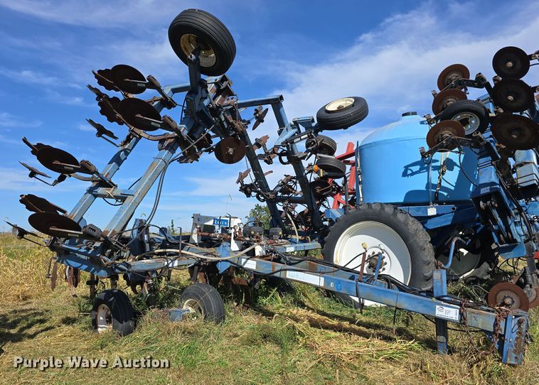 image for item DO5516 Land Runner Blu-Jet NH3 applicator