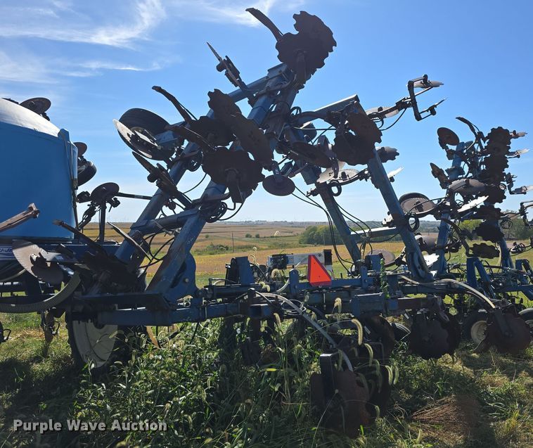 image for item DO5516 Land Runner Blu-Jet NH3 applicator