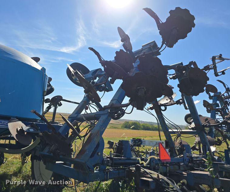 image for item DO5516 Land Runner Blu-Jet NH3 applicator