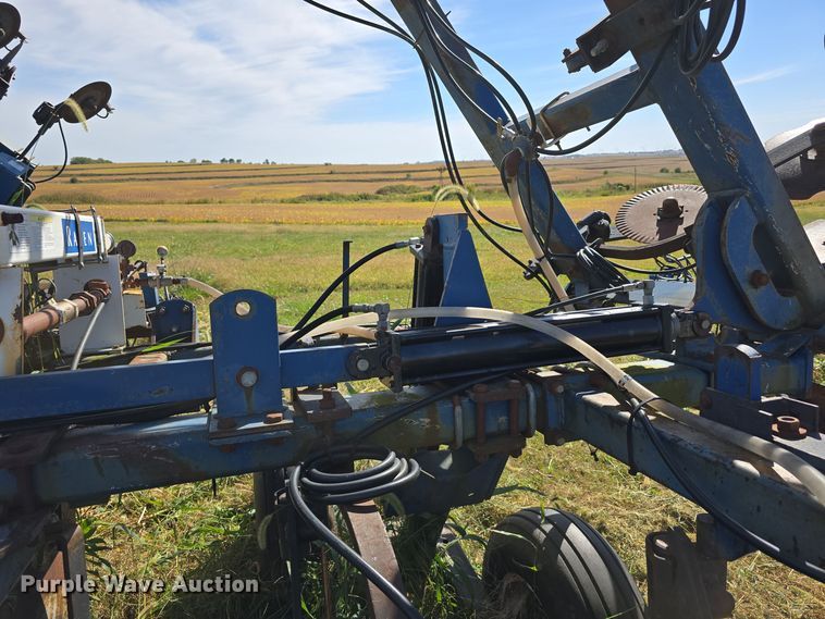 image for item DO5516 Land Runner Blu-Jet NH3 applicator