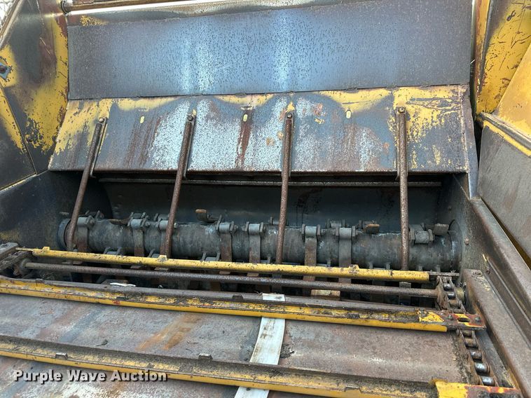 image for item DR2725 Haybuster 256 Plus II bale processor