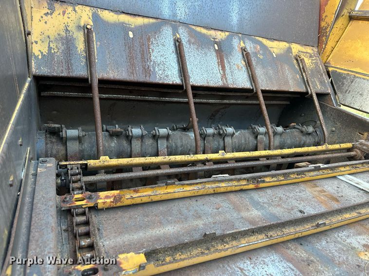 image for item DR2725 Haybuster 256 Plus II bale processor