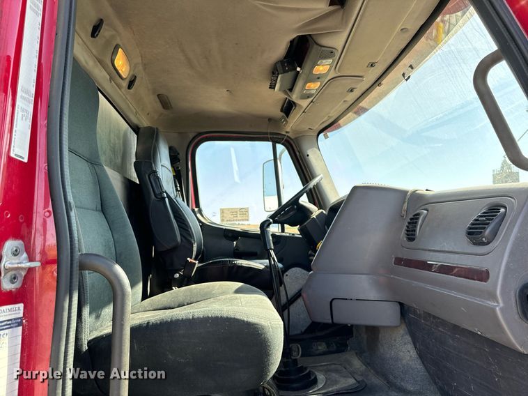 image for item DT2047 2011 Freightliner  Business Class M2  feed delivery truck 