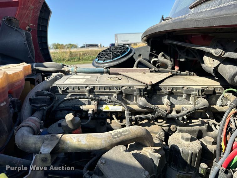 image for item DT2047 2011 Freightliner  Business Class M2  feed delivery truck 