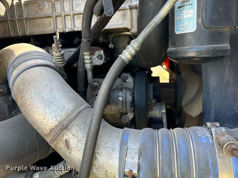 image for item DT2047 2011 Freightliner  Business Class M2  feed delivery truck 