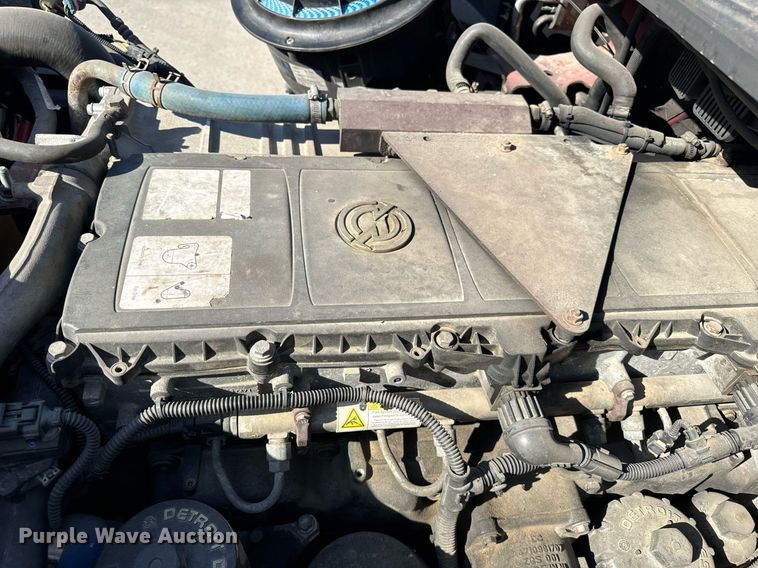 image for item DT2047 2011 Freightliner  Business Class M2  feed delivery truck 