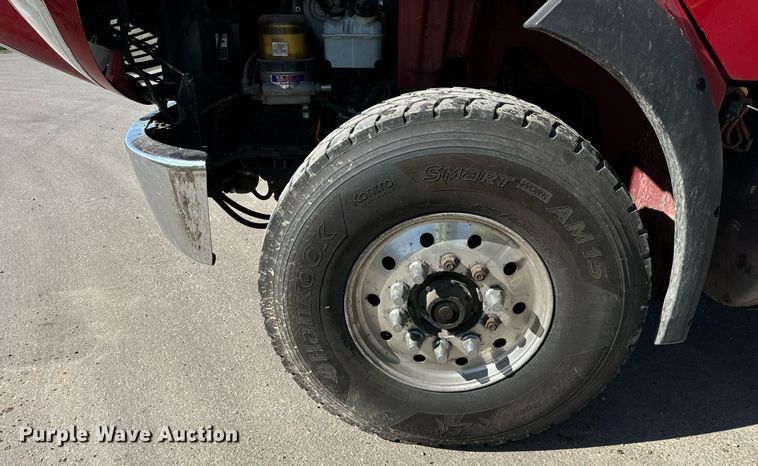 image for item DT2047 2011 Freightliner  Business Class M2  feed delivery truck 