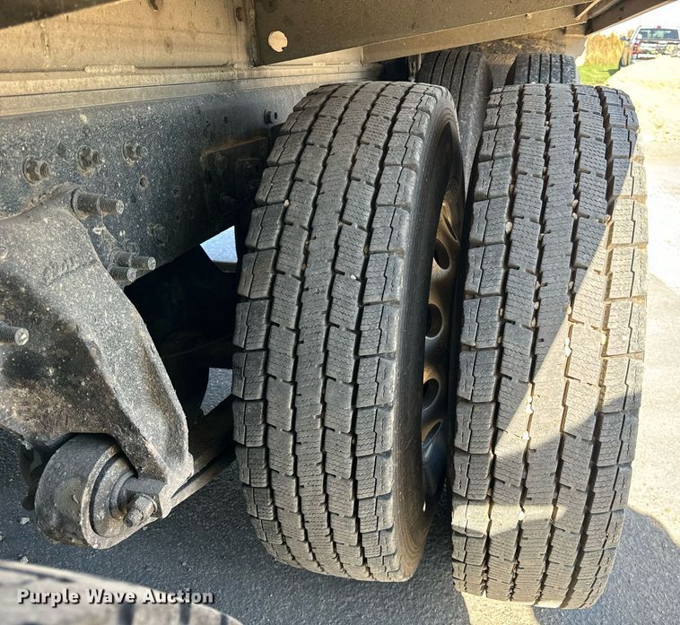 image for item DT2047 2011 Freightliner  Business Class M2  feed delivery truck 