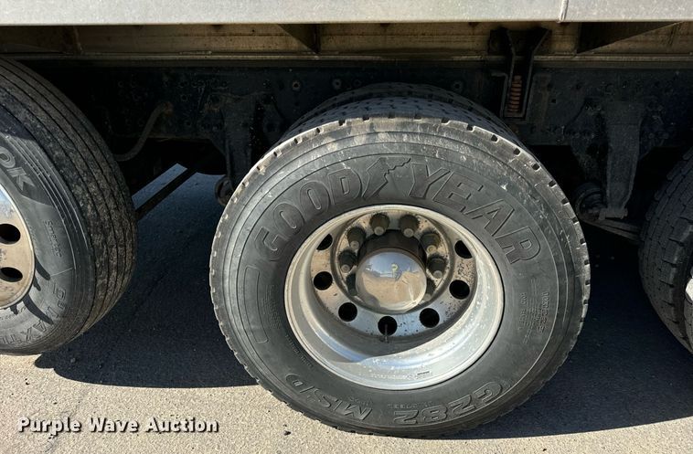 image for item DT2047 2011 Freightliner  Business Class M2  feed delivery truck 