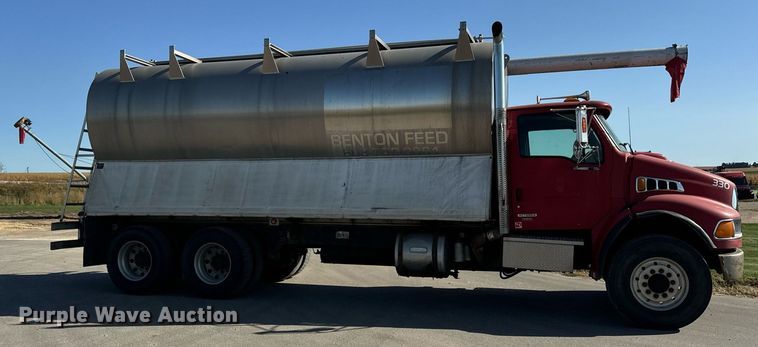 image for item DT2048 2007 Sterling  Acterra feed delivery truck