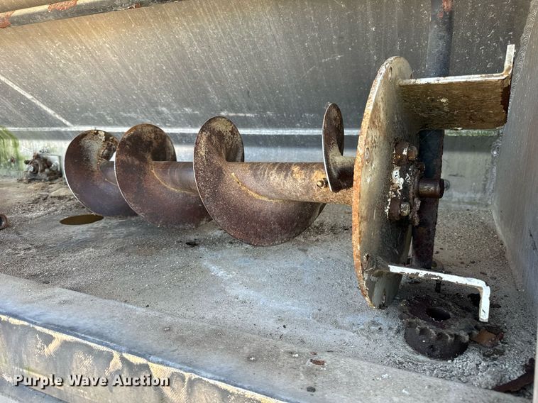 image for item DT2048 2007 Sterling  Acterra feed delivery truck