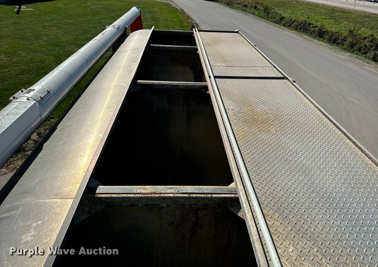 image for item DT2048 2007 Sterling  Acterra feed delivery truck