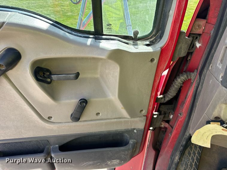 image for item DT2048 2007 Sterling  Acterra feed delivery truck