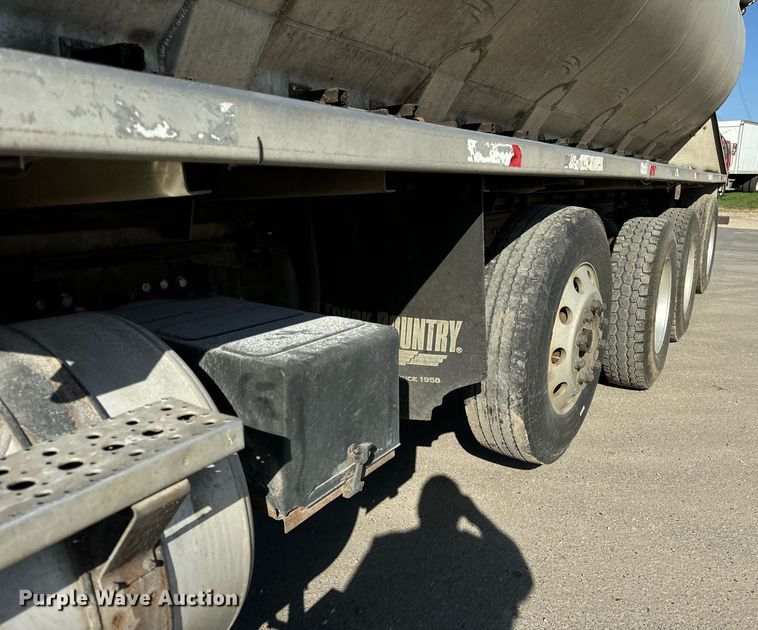 image for item DT2049 2013 Freightliner  Business Class M2 feed delivery truck