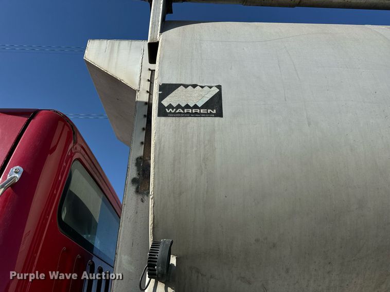 image for item DT2049 2013 Freightliner  Business Class M2 feed delivery truck