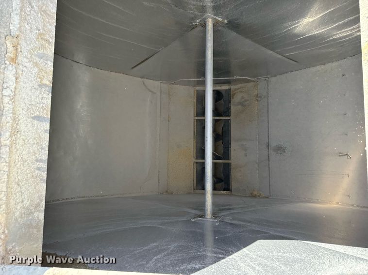 image for item DT2049 2013 Freightliner  Business Class M2 feed delivery truck