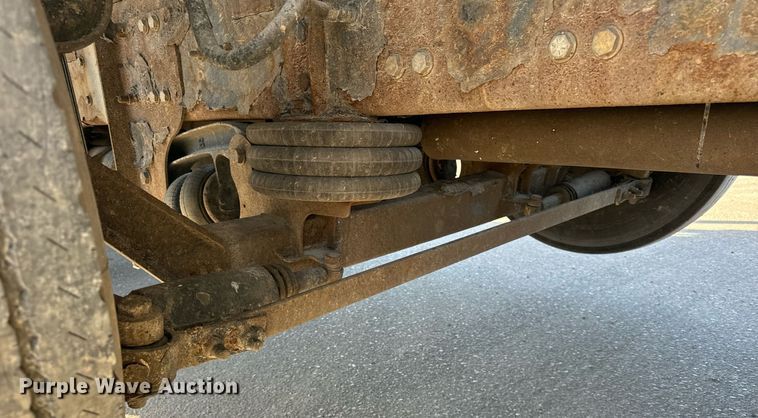 image for item DT2049 2013 Freightliner  Business Class M2 feed delivery truck