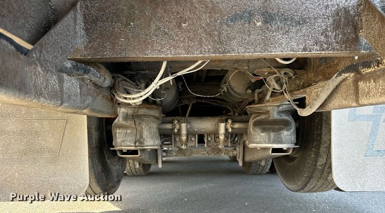 image for item DT2049 2013 Freightliner  Business Class M2 feed delivery truck