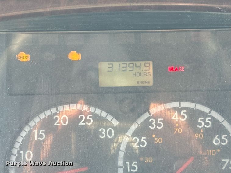 image for item DT2049 2013 Freightliner  Business Class M2 feed delivery truck