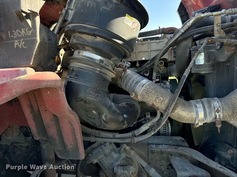 image for item DT2049 2013 Freightliner  Business Class M2 feed delivery truck