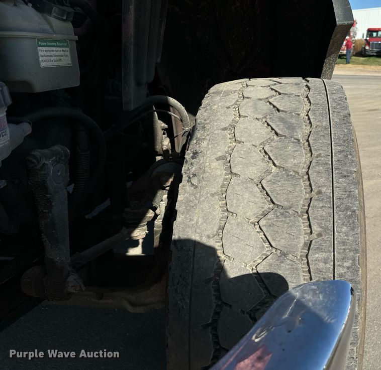 image for item DT2049 2013 Freightliner  Business Class M2 feed delivery truck