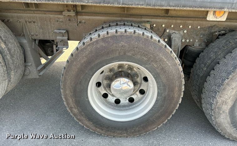 image for item DT2049 2013 Freightliner  Business Class M2 feed delivery truck