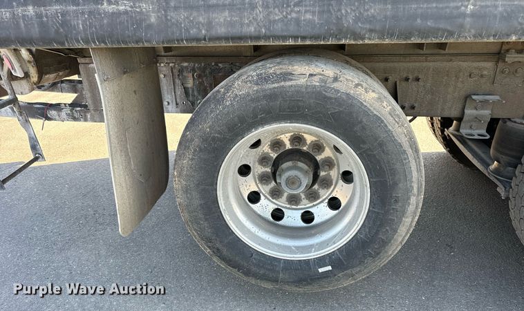 image for item DT2049 2013 Freightliner  Business Class M2 feed delivery truck