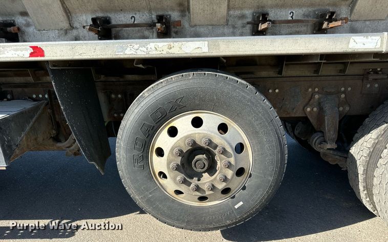 image for item DT2049 2013 Freightliner  Business Class M2 feed delivery truck