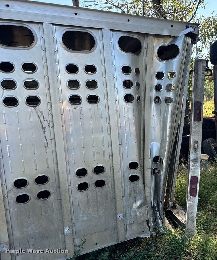 image for item DU3034 2022 EBY livestock trailer