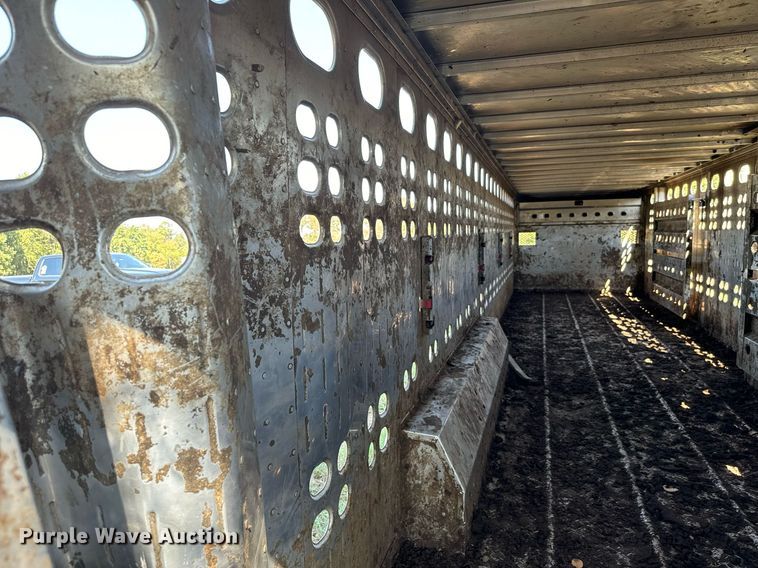 image for item DU3034 2022 EBY livestock trailer