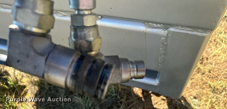 image for item DV2810 Aeromaster FR-500 fabric roller