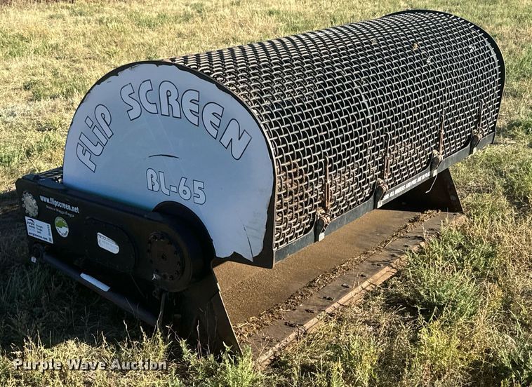 image for item DV2815 Flip screen BL-65 skid steer flip screen bucket