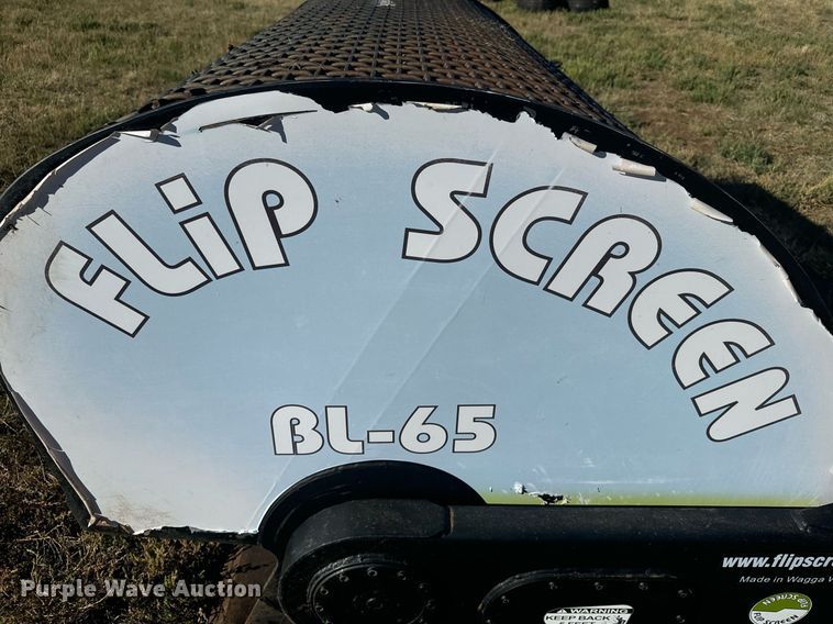 image for item DV2815 Flip screen BL-65 skid steer flip screen bucket