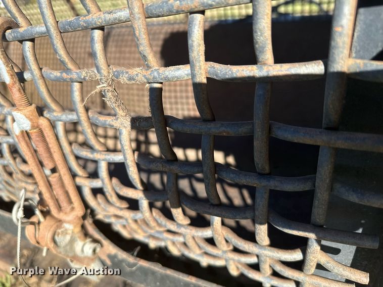 image for item DV2815 Flip screen BL-65 skid steer flip screen bucket